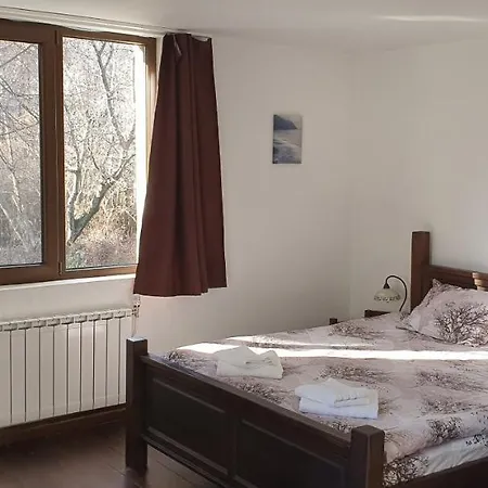 Guest House Ela Dolna Banya Exterior photo